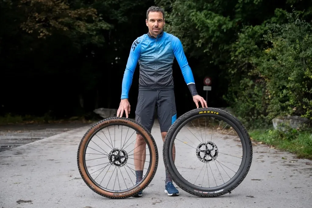 Las ruedas de 32 pulgadas amenazan el reinado absoluto de las 29 en el ciclismo de montaña