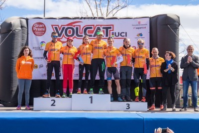 Leonardo Páez y Annabella Stropparo campeones de la VolCAT 