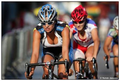 Primera cicloturista femenina en Jaén Primera cicloturista femenina en Jaén