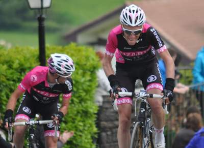 El Lizarte con su equipo de gala en la Vuelta a Navarra