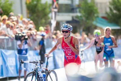 Los Alcázares recibe la fiesta del Triatlón Olímpico