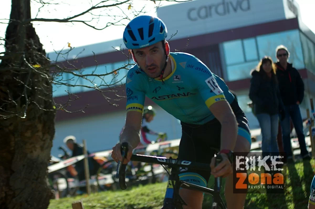 Los hermanos Izagirre dominan en el ciclocross de Ormaiztegi