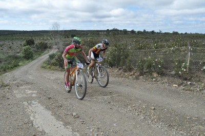 Los hermanos Macias ganan en Cartaya