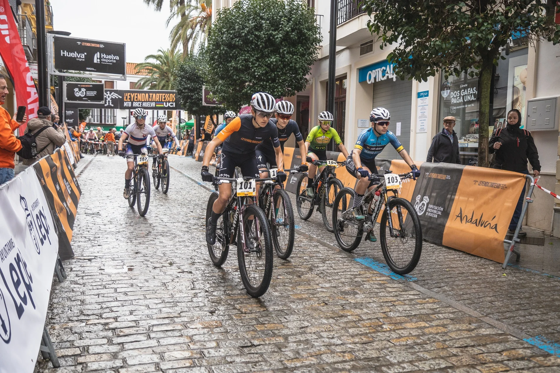 Lucha contra el barro en la victoria final de Muñoz y González en La Leyenda de Tartessos 2026