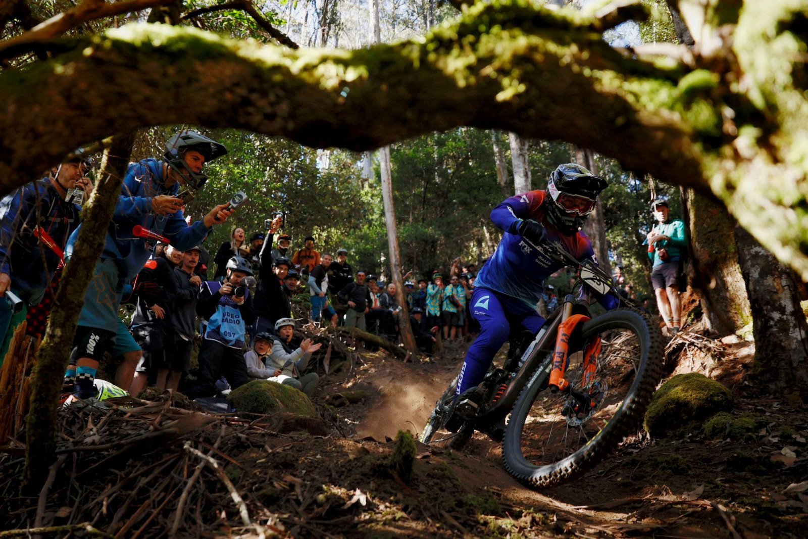 Luke Meier-Smith y Isabeau Courdurier ganan en Australia