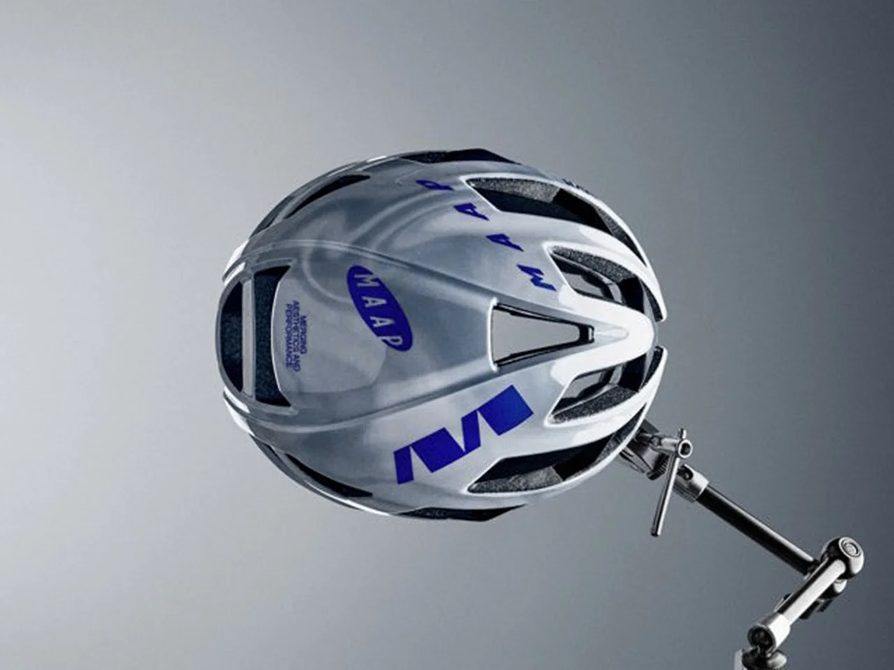 MAAP y KASK reinventan el casco Protone Icon con una colaboración exclusiva de estética vanguardista