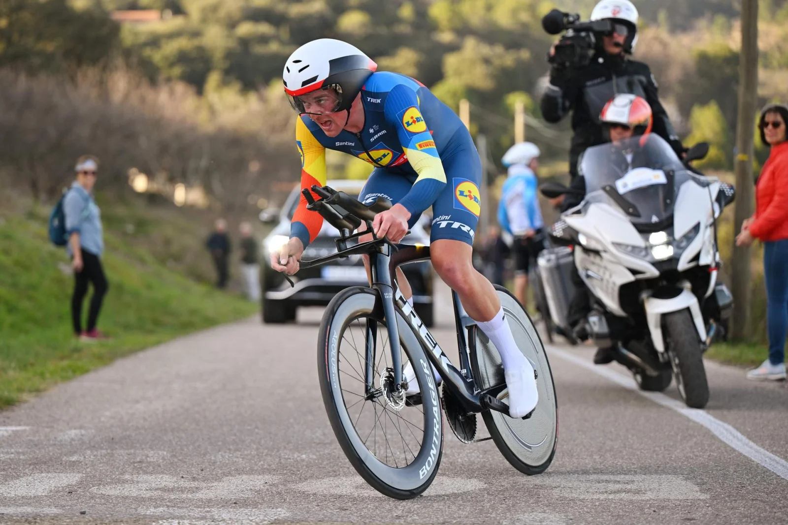 Mads Pedersen gana la Etoile de Bessèges tras una gran contrarreloj