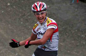 Marga Fullana gana en Champéry y ya lidera la Copa del mundo