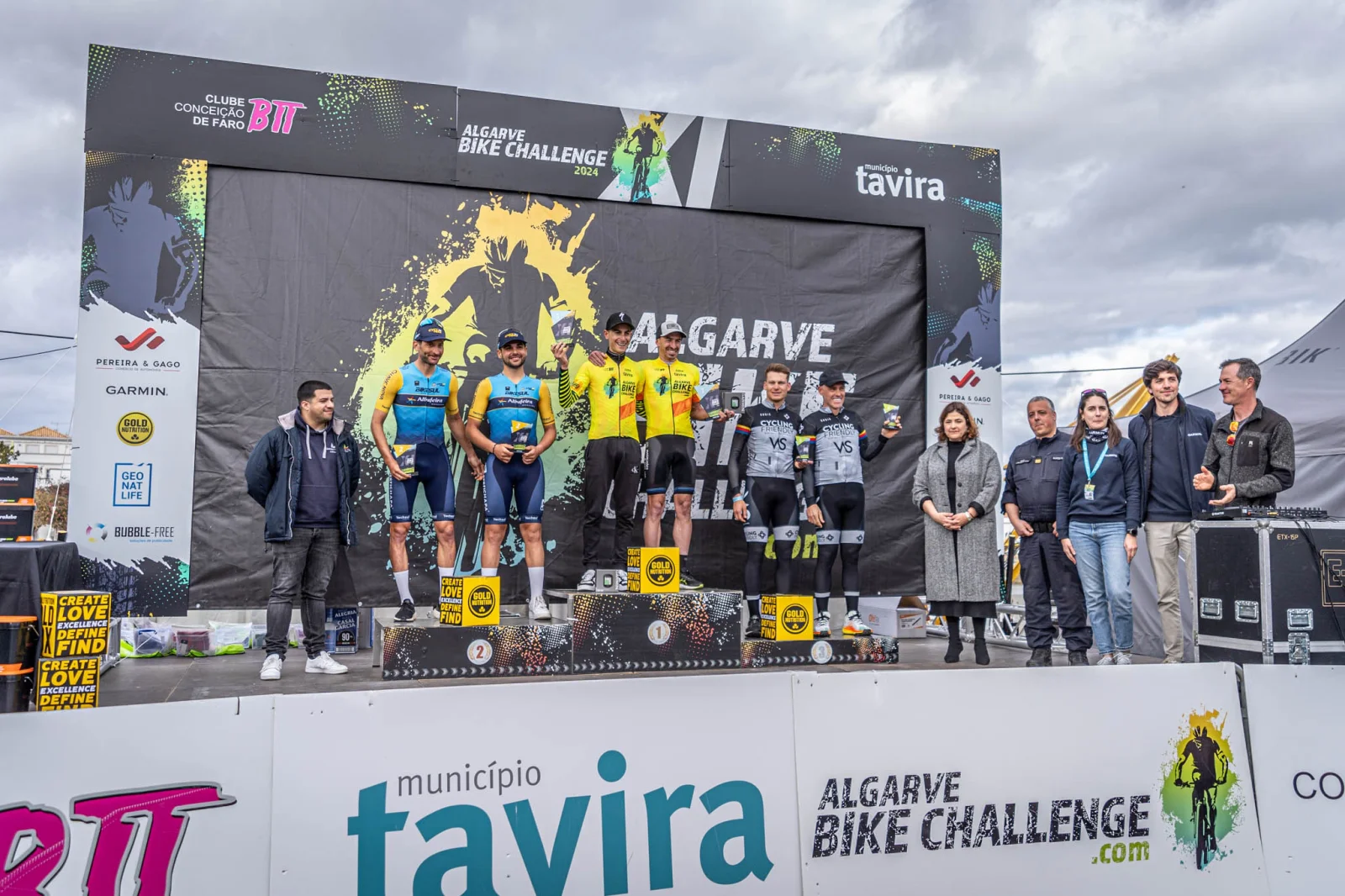 María Isabel Felipe y Carmen Baena se llevan su primera Algarve Bike Race