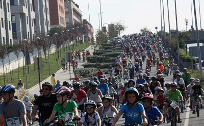 Más de 4.000 personas en la VIII Umeen Bizikleta Festa