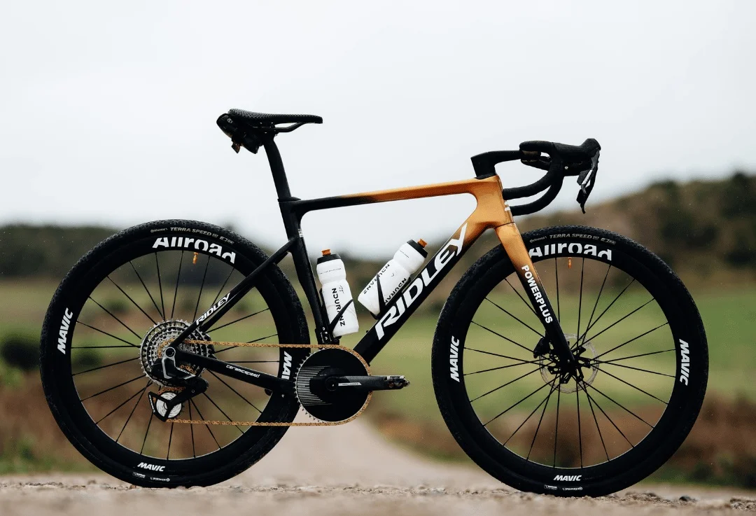 Mavic Allroad SL Carbon dinamitan el rendimiento sobre pistas y asfalto