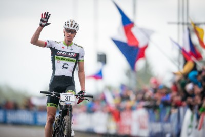 Max Plaxton se une al Cannondale Factory Racing 