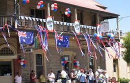 Megias lo intenta dos veces en Australia