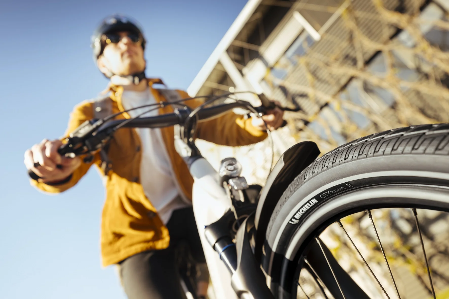 Michelin City Touring: el nuevo neumático que permite a las bicicletas urbanas salir de la ciudad