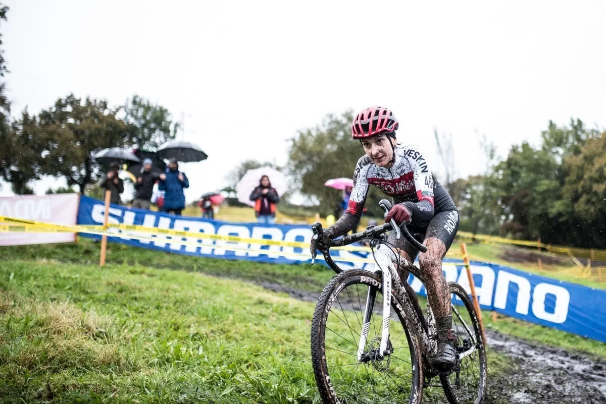 Miguel Vallés y Aida Nuño se coronan en la 51 edición del ciclocross de La Tenderina