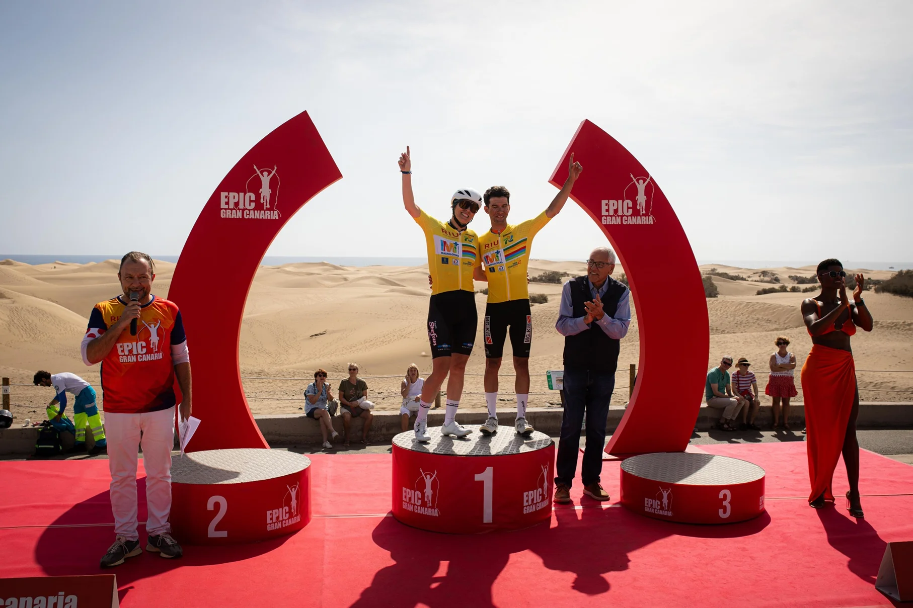 Mikel Demiri y Michela Santini imponen su ley en la primera etapa de la EPIC Gran Canaria