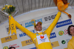 David Millar se lleva la prólogo de la Paris Niza