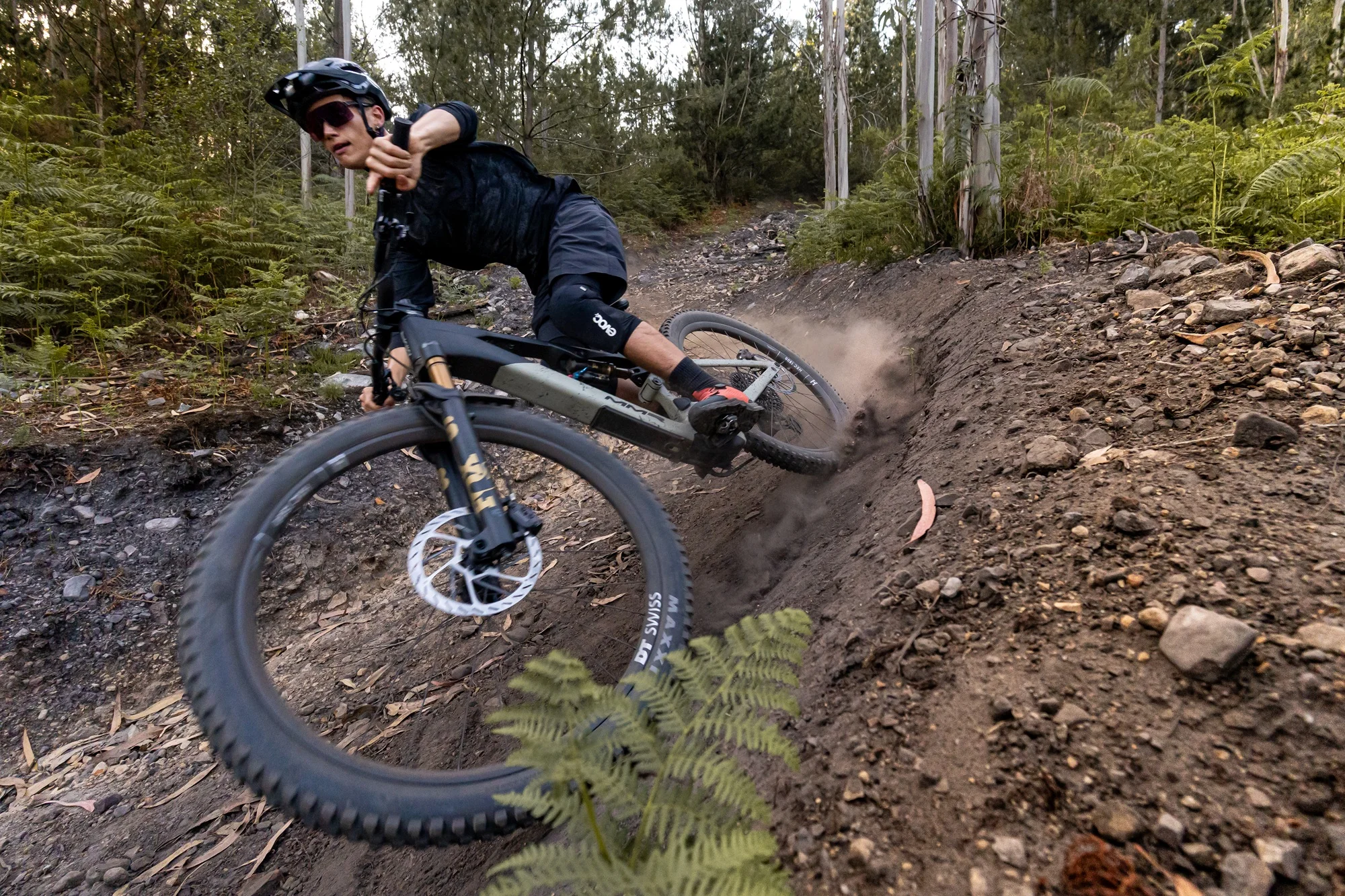 MMR Lyth irrumpe en el enduro eléctrico con el salvaje motor Avinox M2s de 150 Nm