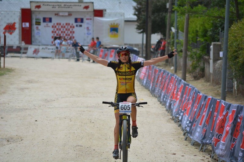 Mónica Varas (X-Sauce Team) venció en el XCO de Los Molinos 