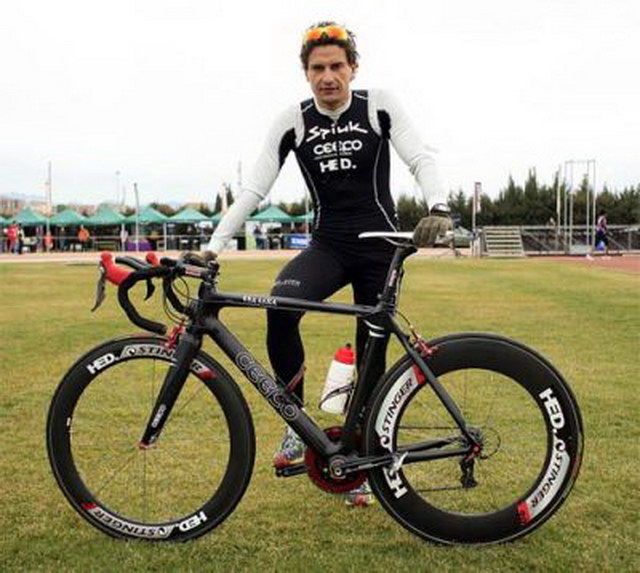 Iván Raña te anima a estar en Vitoria | Bikezona.com