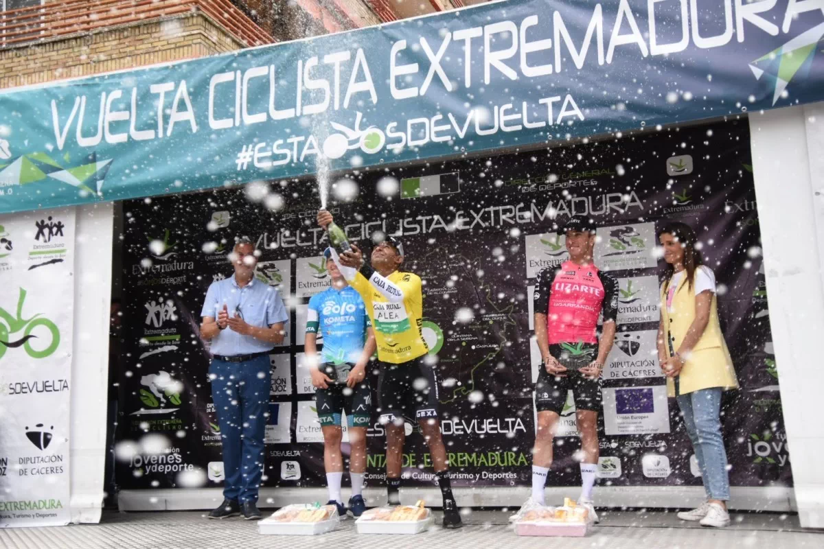 Mulu Hailemichael ganador final de la Vuelta a Extremadura 2022