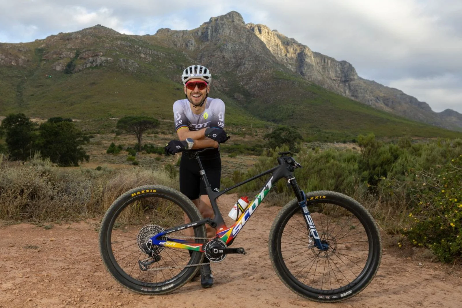 N1NO Schurter  ya tiene preparada su SCOTT Spark RC Cape Epic Special Edition