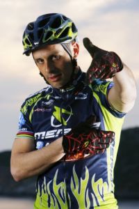 Hermida satisfecho tras su victoria en Amezaga