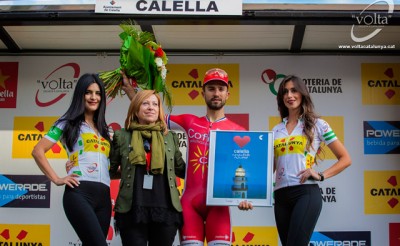 Nacer Bouhanni sigue en racha y gana la primera de La Volta