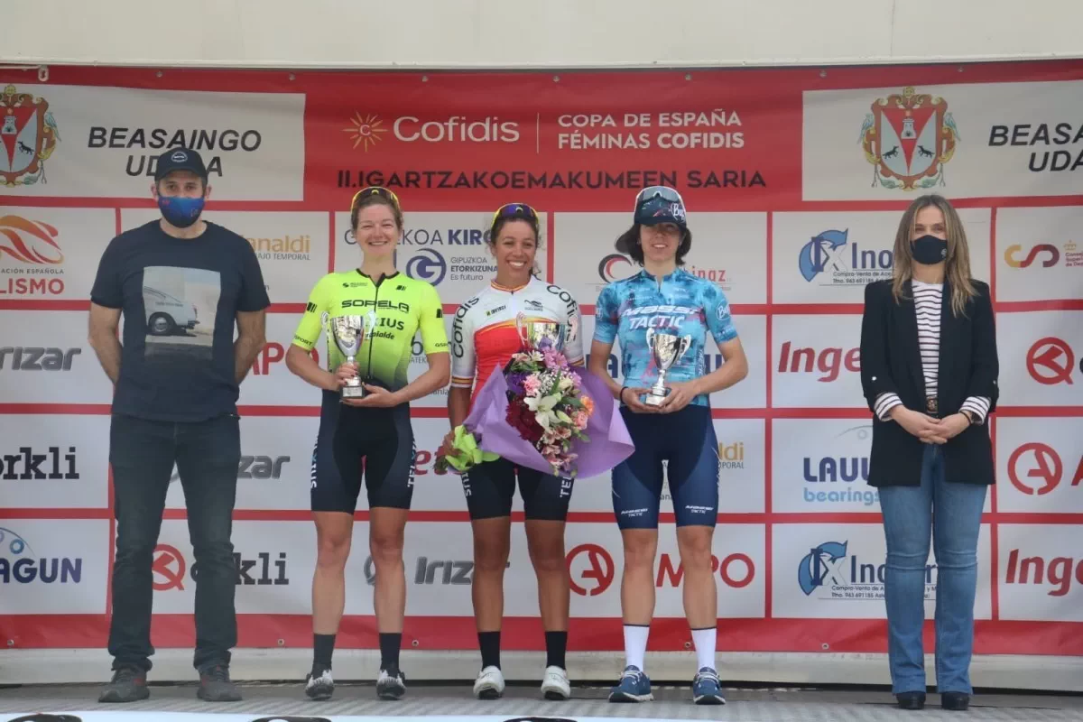 Nadine Gill gana en Beasain y lidera la Copa de España