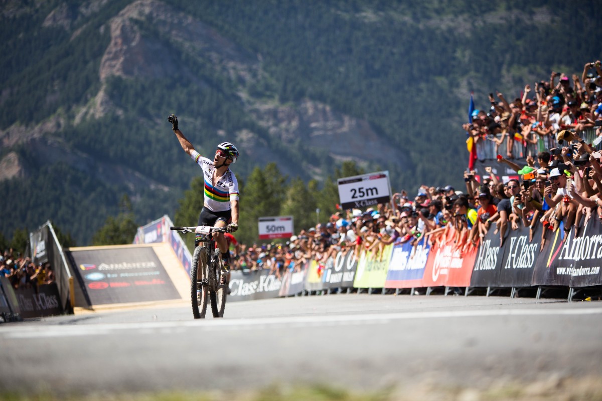 Nino Schurter se lleva la victoria en Vallnord – Pal Arinsal