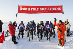 El español Juan Antonio Alegre gana la primera carrera polar en bicicleta