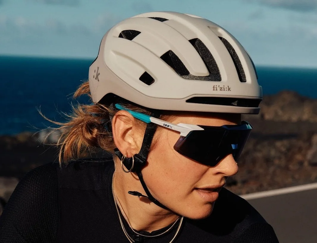 Novedad: Fizik Kyros el casco de alto rendimiento para carretera, gravel y montaña