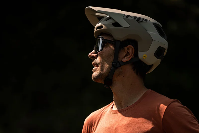 Presentamos el nuevo casco MET Revo 