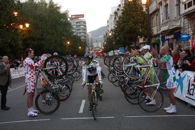 Carlos Sastre dice adios al ciclismo en Oviedo