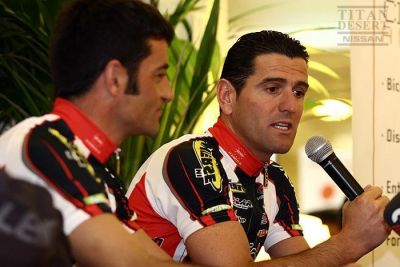 Olano y Mauri a punto para conquistar la Nissan Titan Desert 2009