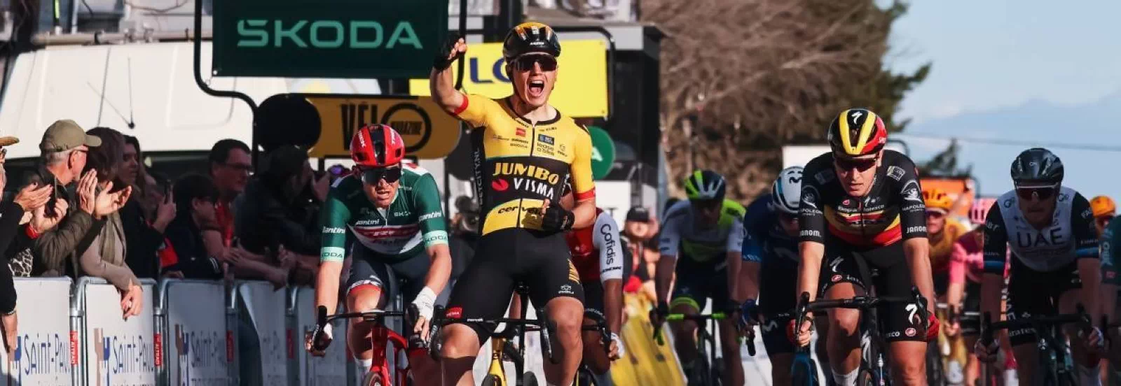 Olav Kooij no deja pasar la oportunidad y se lleva el último sprint de la París - Niza