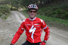 El biker malagueño Antonio Ortiz ficha por Specialized