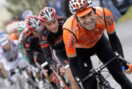 Euskaltel Euskadi a la Paris Tours con Samu y sin Koldo