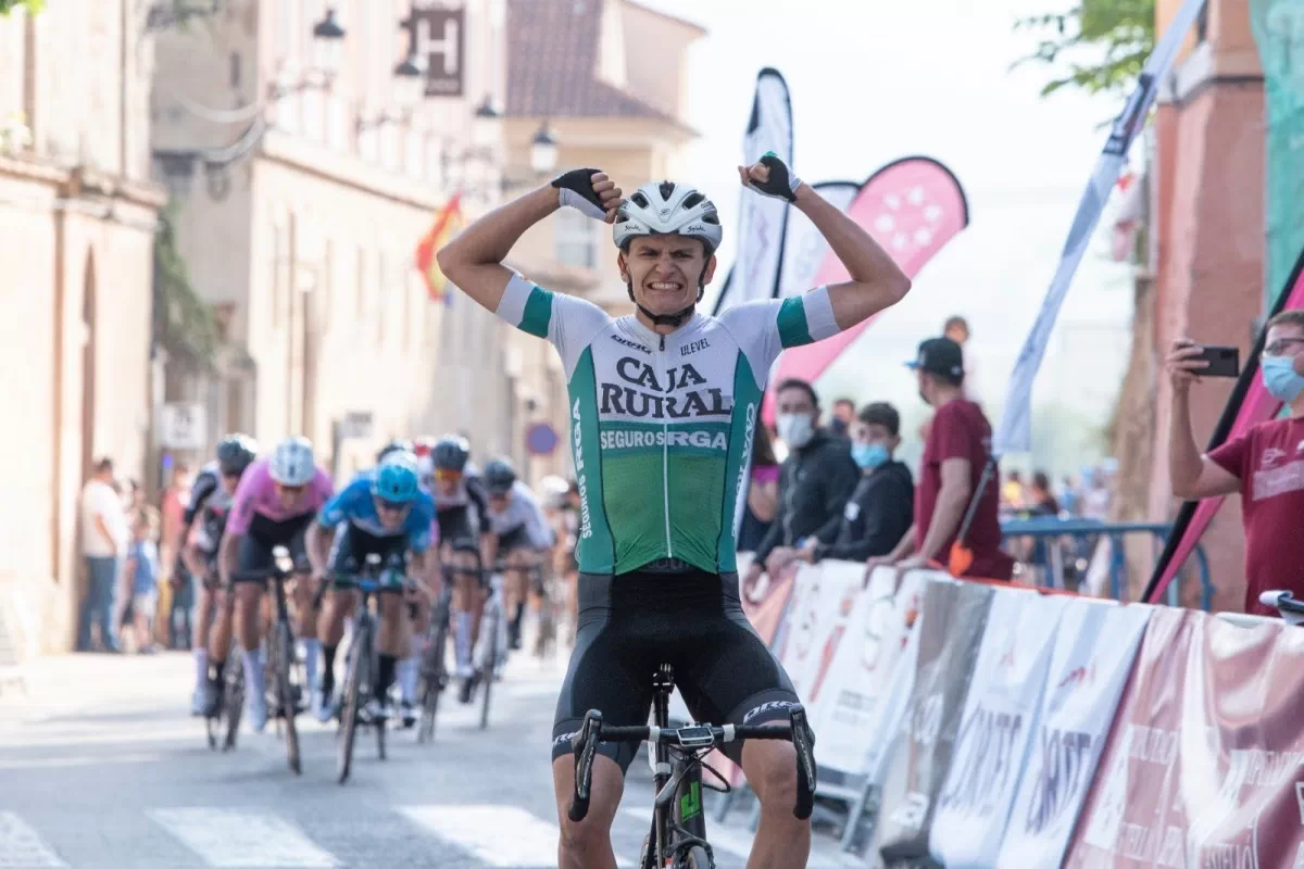 Pau Llaneras se convierte en el primer líder en la Volta a Castelló