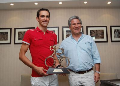 Alberto Contador homenajeado en Argentina