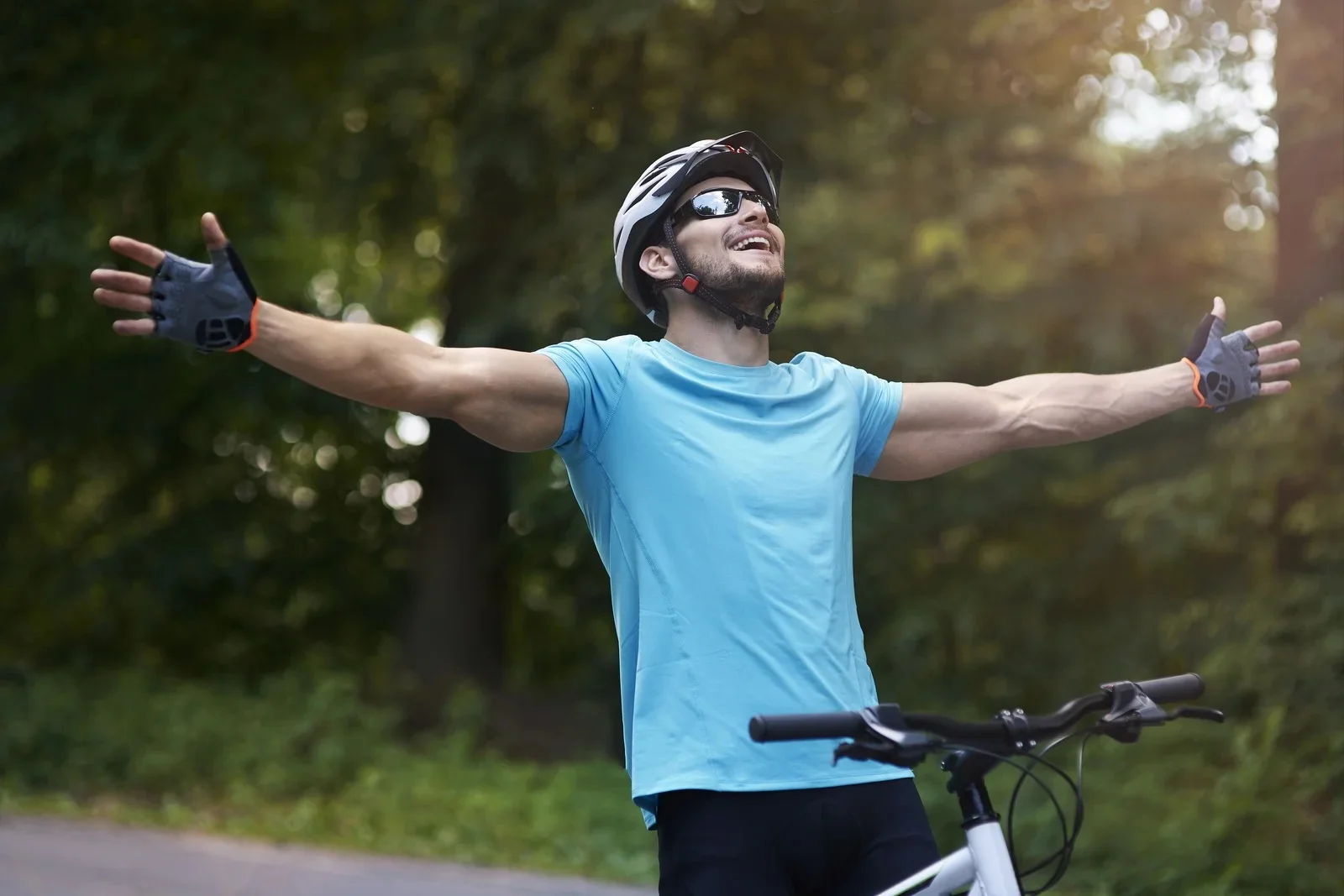 Pedalear con Equilibrio: Consejos para Mantener el Cuerpo Activo y la Mente Relajada