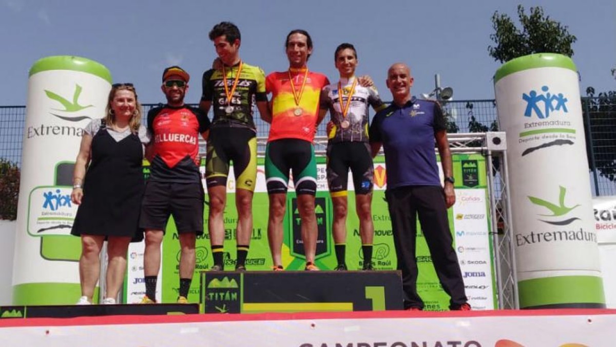 Pedro Romero y Natalia Fischer campeones de España de XCM en Logrosán