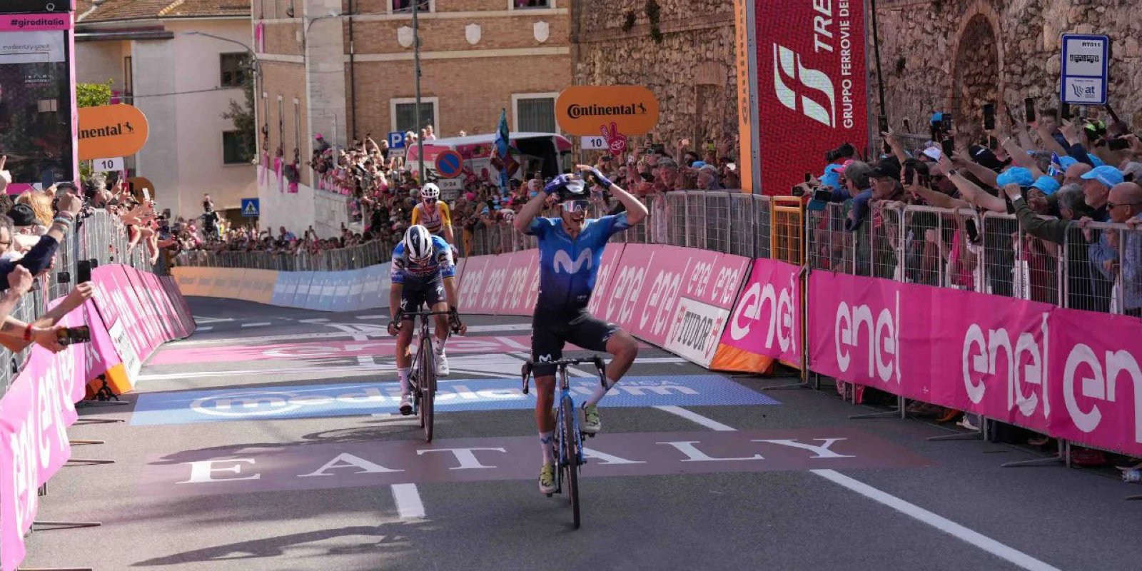 Video Giro de Italia: Pelayo Sánchez Mayo gana la etapa 6 del Giro de Italia de 2024