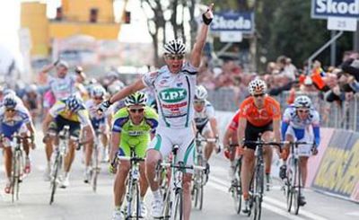 Petacchi se anota la primera de la temporada