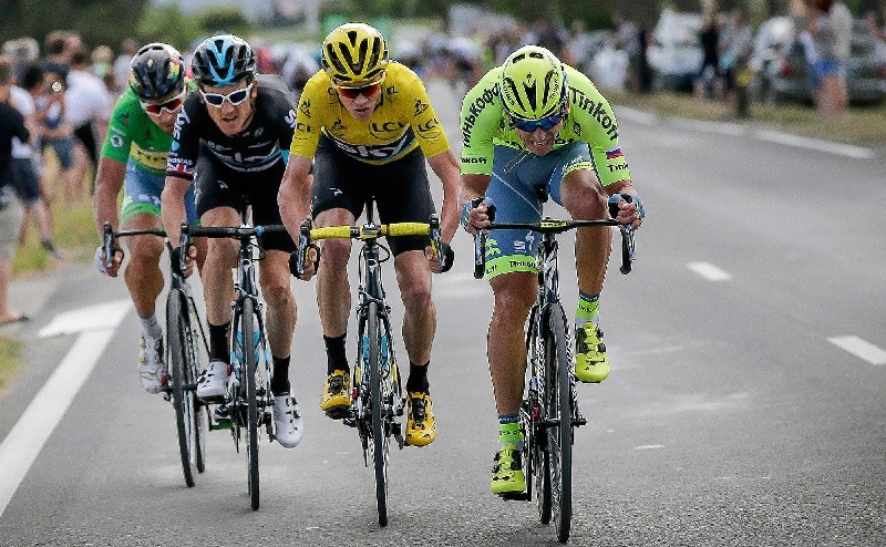 Peter Sagan gana y Froome sigue aumetando su ventaja