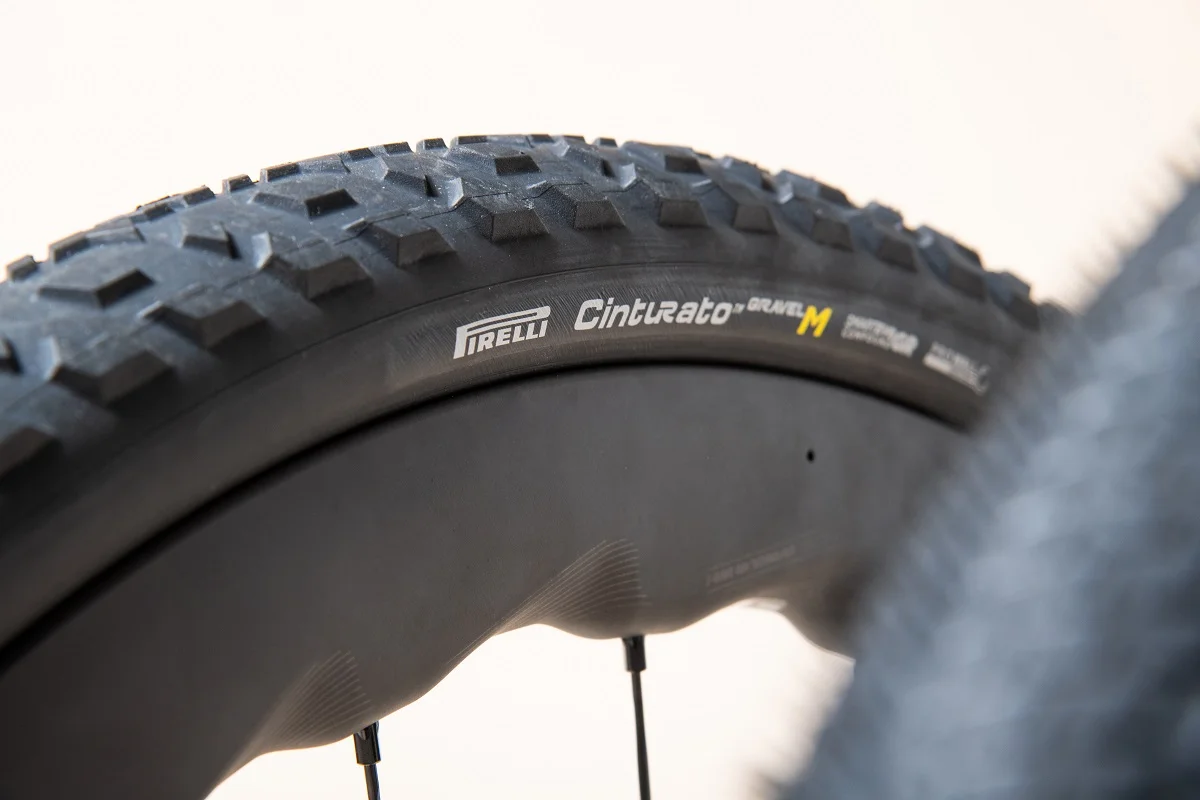 Pirelli Actualiza la Gama CINTURATO Gravel con Dos Líneas y Versiones Made in Italy Pirelli Actualiza la Gama CINTURATO Gravel con Dos Líneas y Versiones Made in Italy