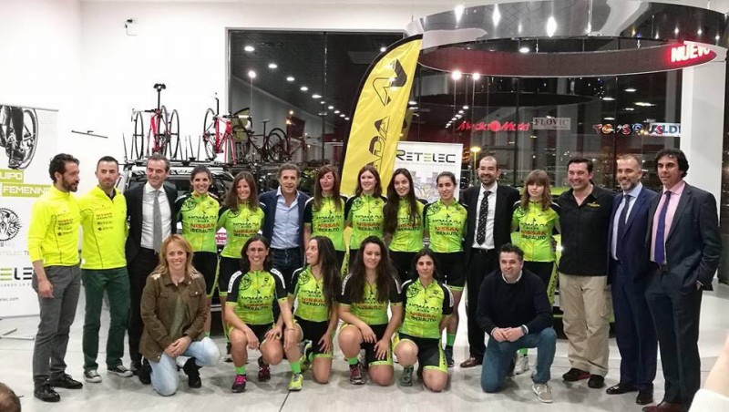 Presentación del Equipo femenino Nómada Nissan Iberauto Retelec