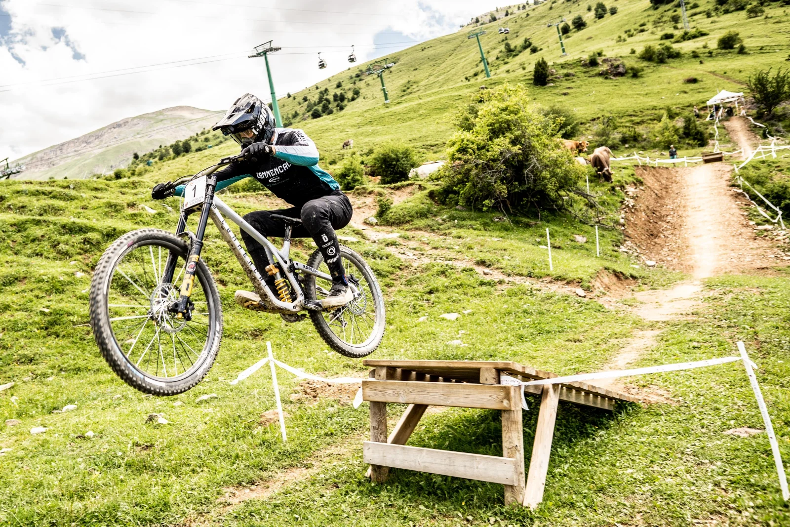 Presentación oficial de la Copa de Europa de descenso más internacional en Panticosa Bike Park