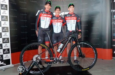Presentado el MMR Bikes Pro Team