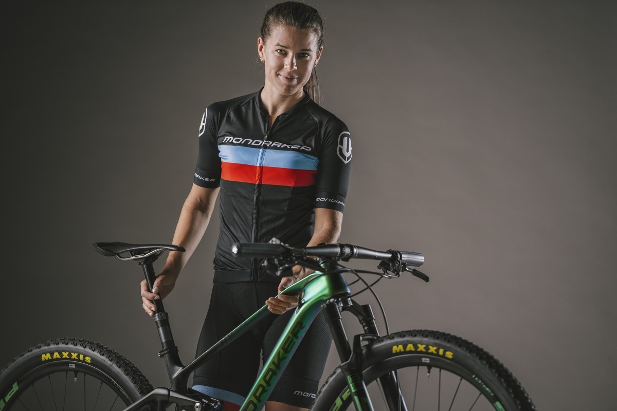 Rebecca McConnell ya tiene su Mondraker  F-Podium personalizada